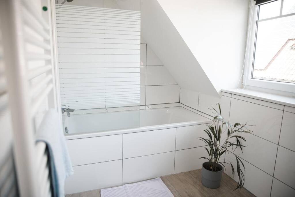Modernes Apartment シュヴァルツェンフェルト エクステリア 写真
